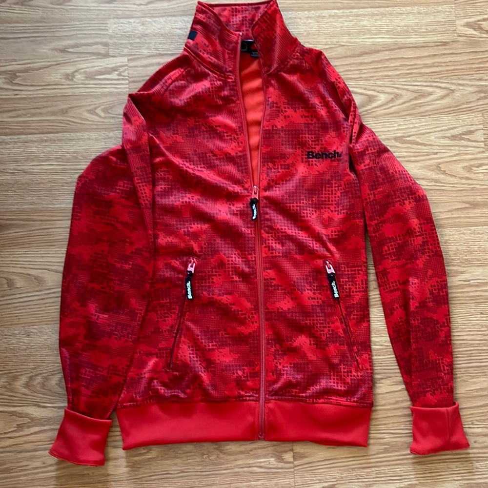 Red Bench sweater. Size small